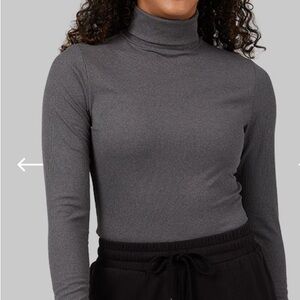 90 Degree By Reflex Gray Turtleneck Top